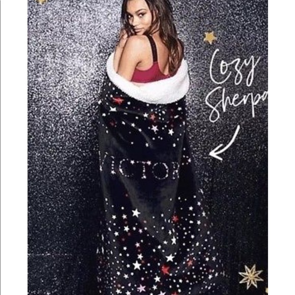 PINK Victoria's Secret Other - ‼️SOLD‼️VICTORIAS SECRET SHERPA THROW BLANKET